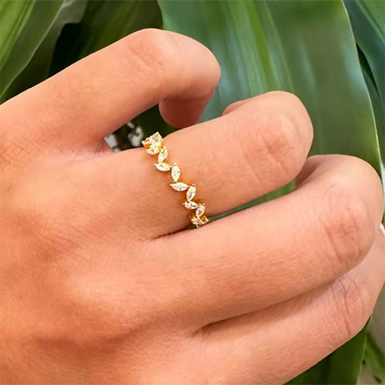 Classic Marquise Zig Zag Ring