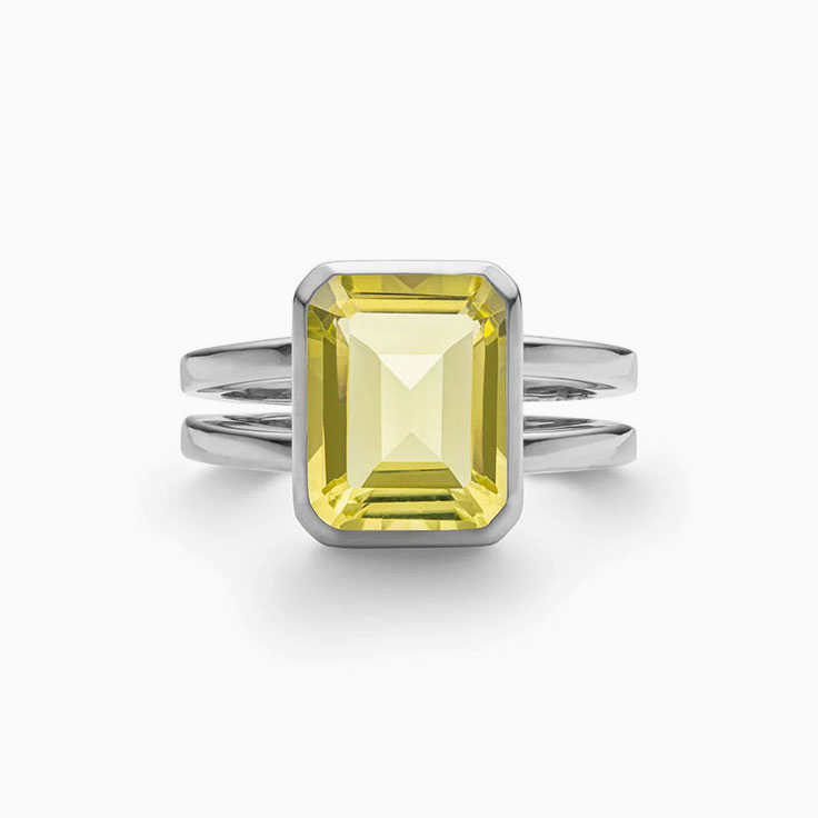 Green Quartz with bezel setting