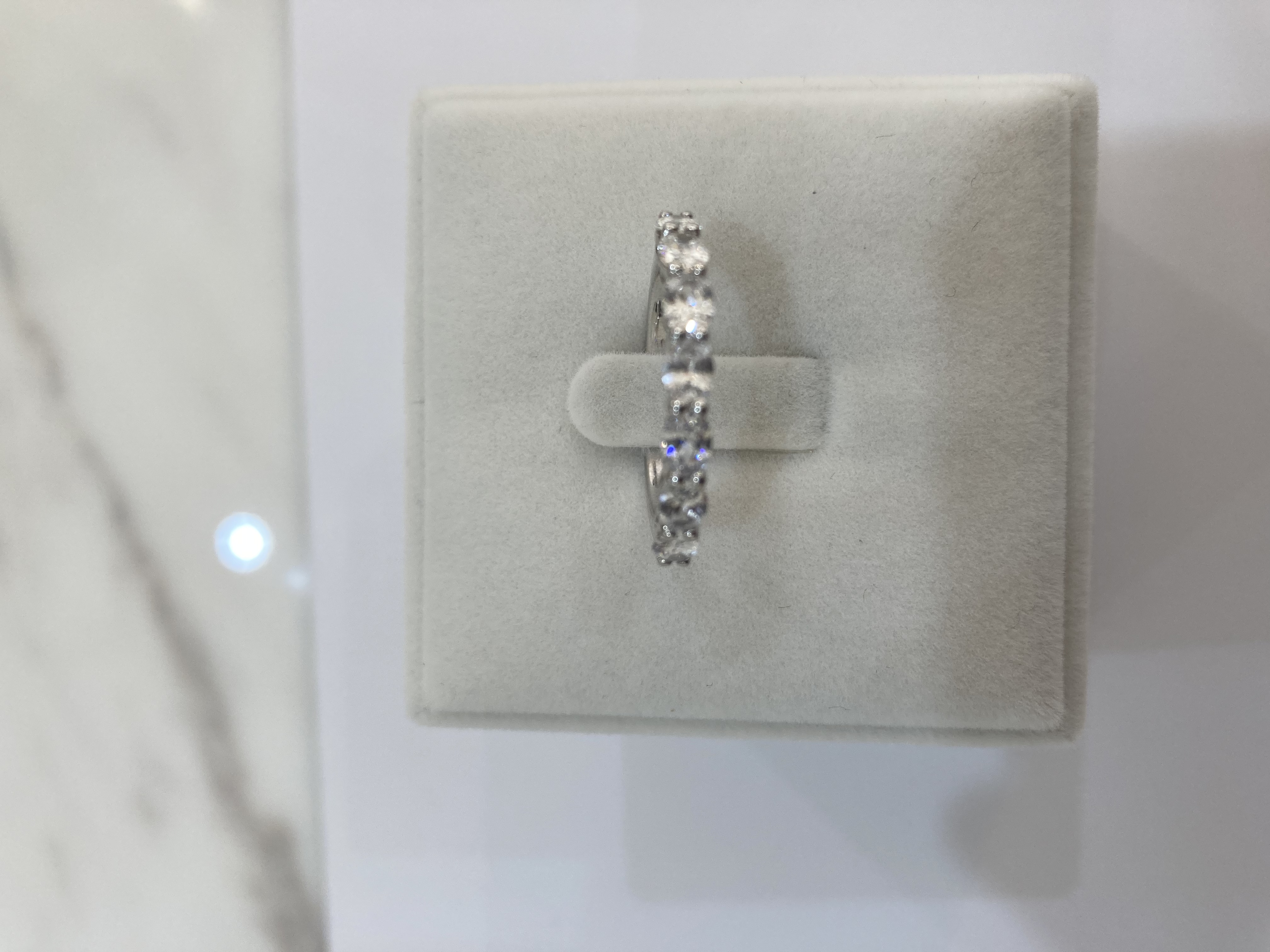 Oval Diamond Band
