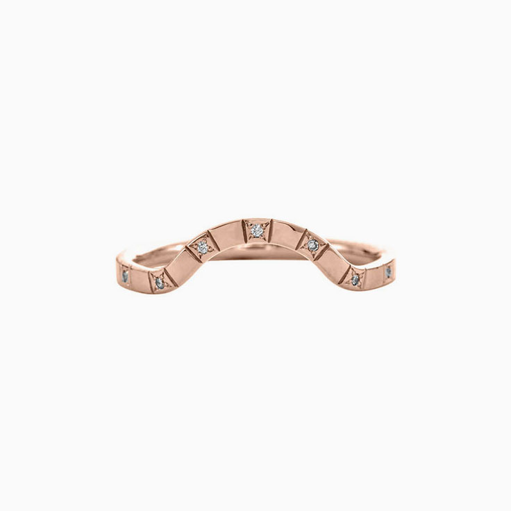 Nesting wedding band with drop set