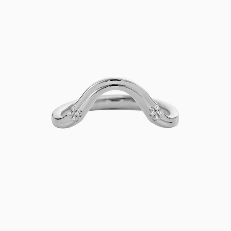 Classic nesting wedding band