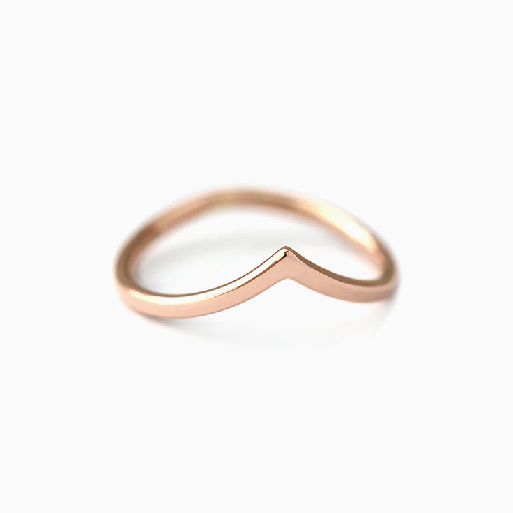 Flat profile v shaped ring