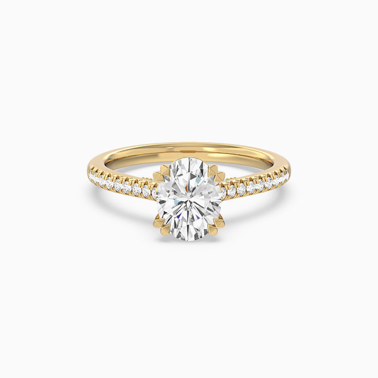 Oval diamond ring