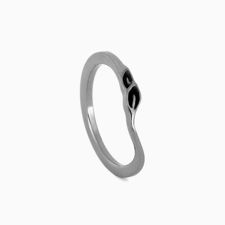 Leaf Accented Wedding Ring