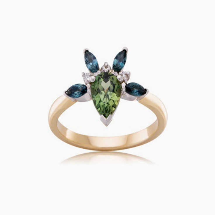 Peridot and sapphire ring