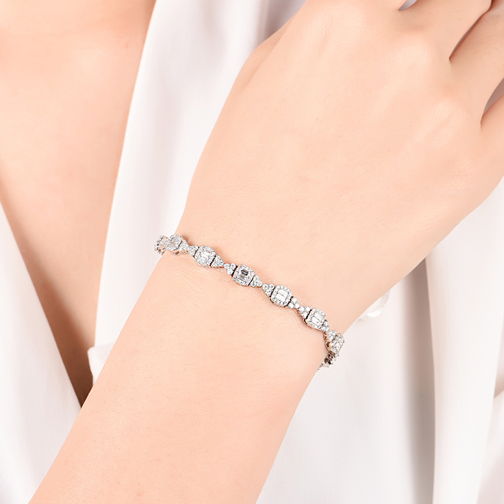 Pear Shape Diamond Cluster Bracelet