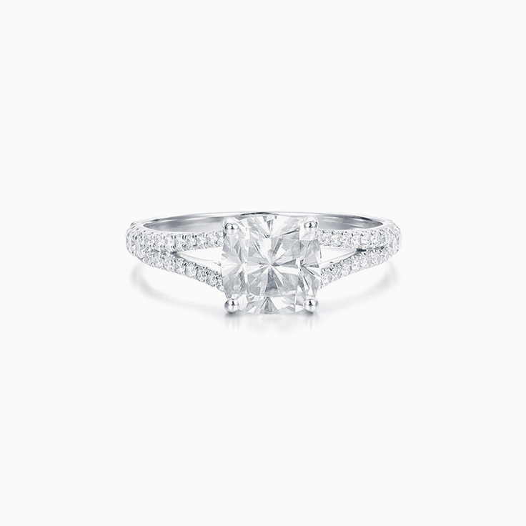 Cushion Lab Diamond On A Split Band