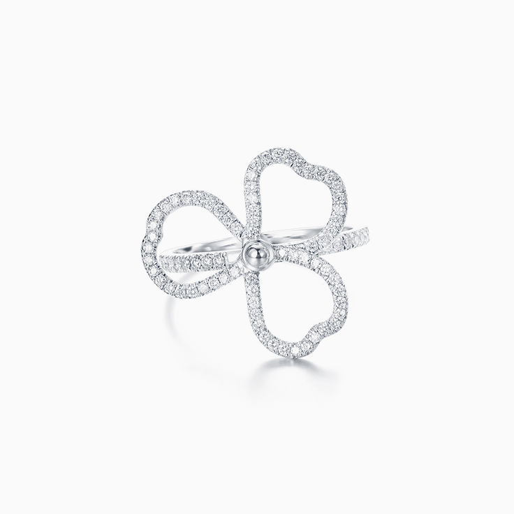 Three clover Diamond Ring