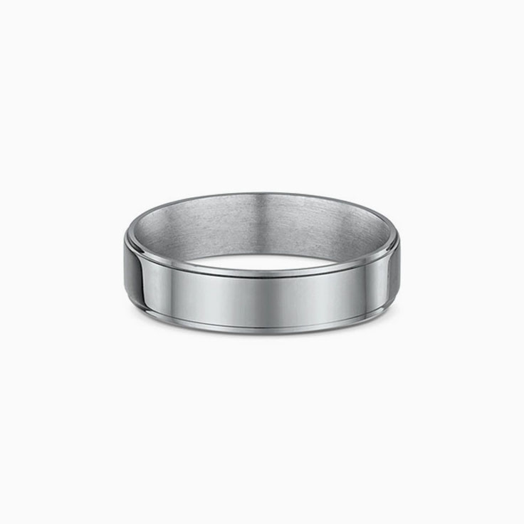 Classic step edges Wedding Ring
