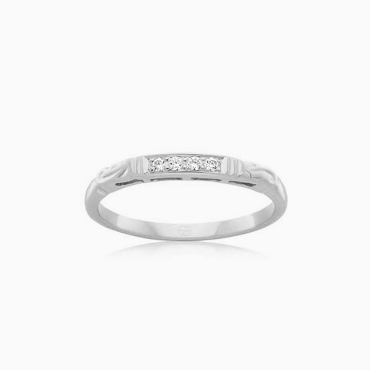 Carved Diamond Wedding ring J1670