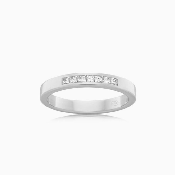 Princess cut diamond band F3128