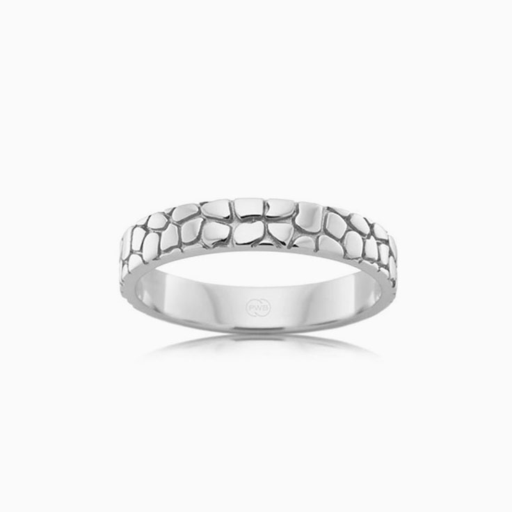 Patterned Mens ring J3616