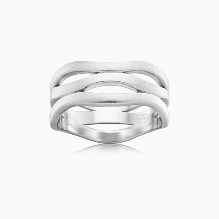 Ladies plain wave ring WR3218