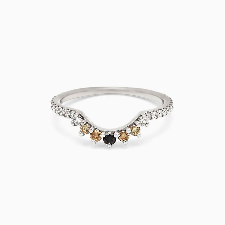 Curve diamond ring