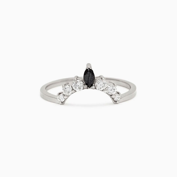 Black diamond fitted band