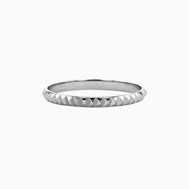 Carved Ladies Patterned Band