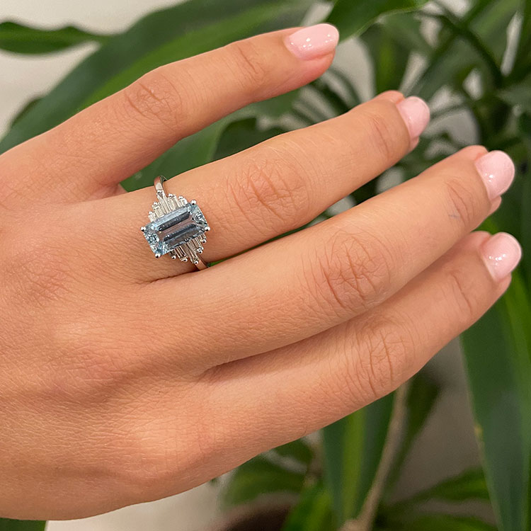 Rectangle Aquamarine and diamond ring