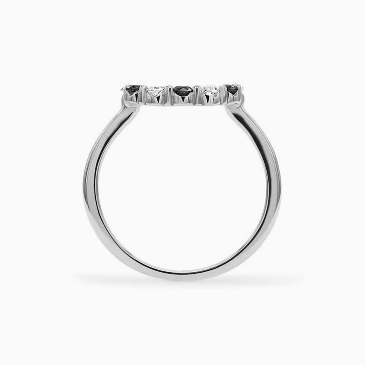 Circle Diamond And Garnet Ring