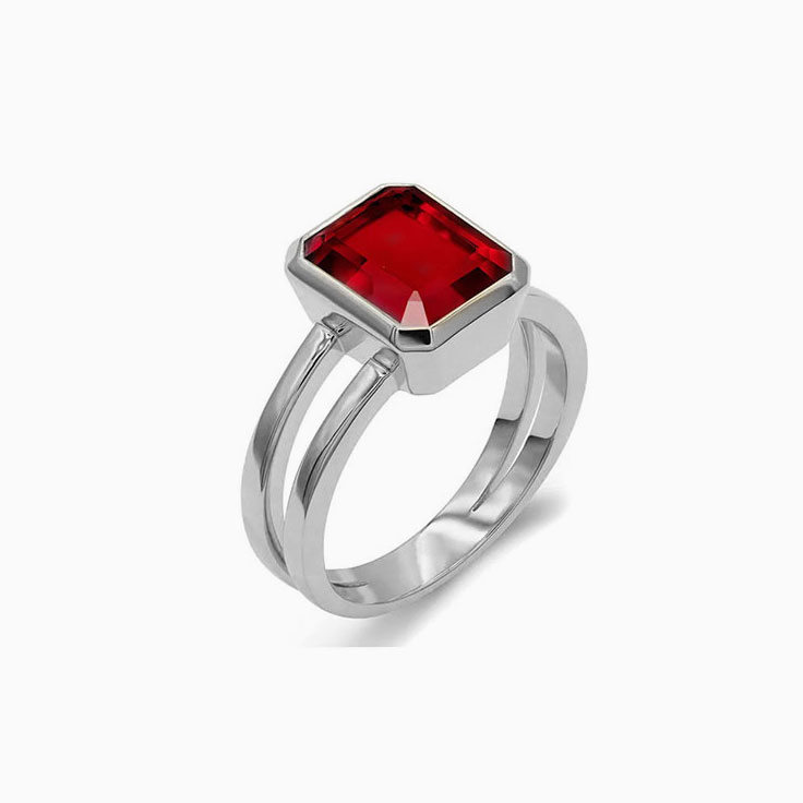 Emerald Cut Garnet On Split Shank Band