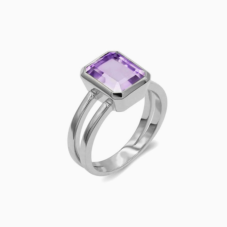 Emerald Cut Amethyst On Split Shank Band