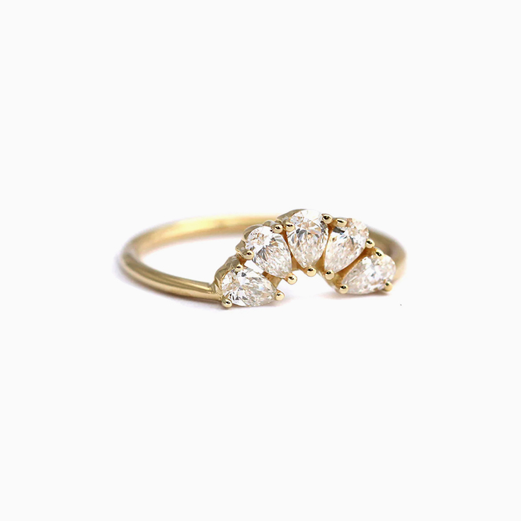 Chevron ring with pear diamonds
