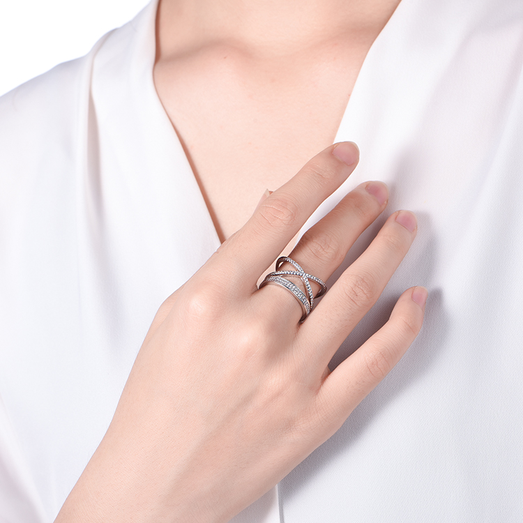 Crossover Diamond Ring