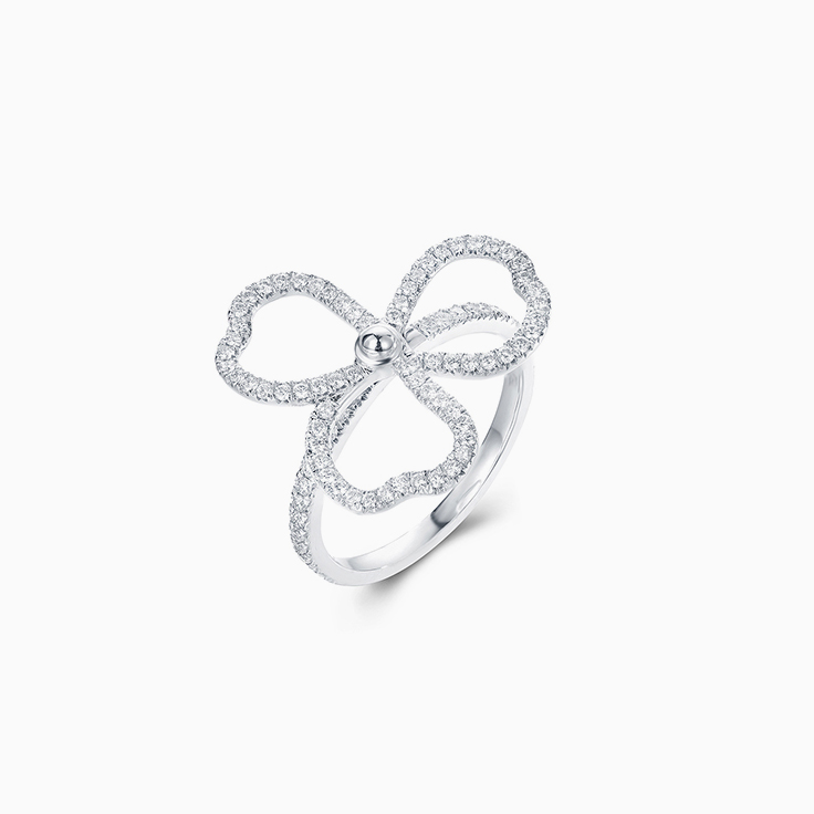 Three clover Diamond Ring