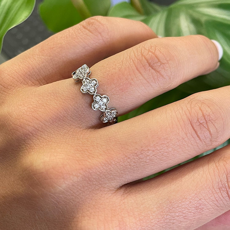 Clover Diamond Ring