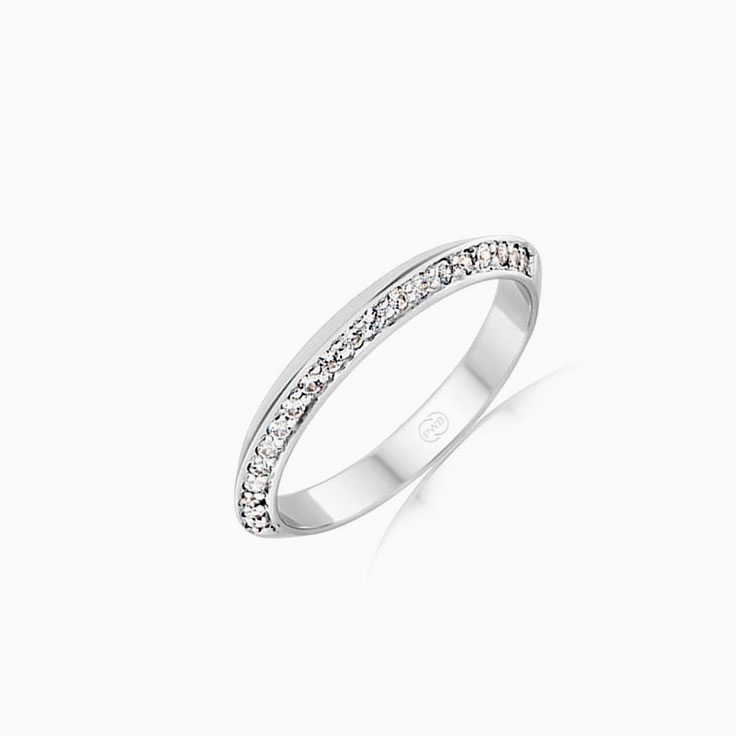 Knife edge diamond band FC3509