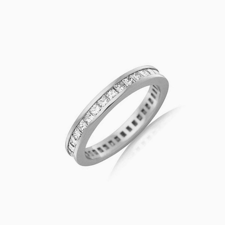 Princess cut channel set wedder J4067
