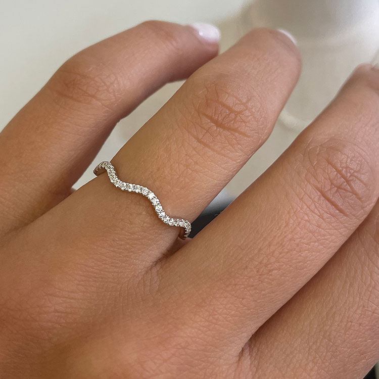 Wave Diamond eternity ring 4983000