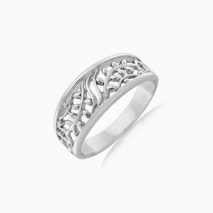 Patterned ladies ring J1936