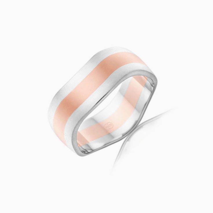 ladies wedding ring 2T2993