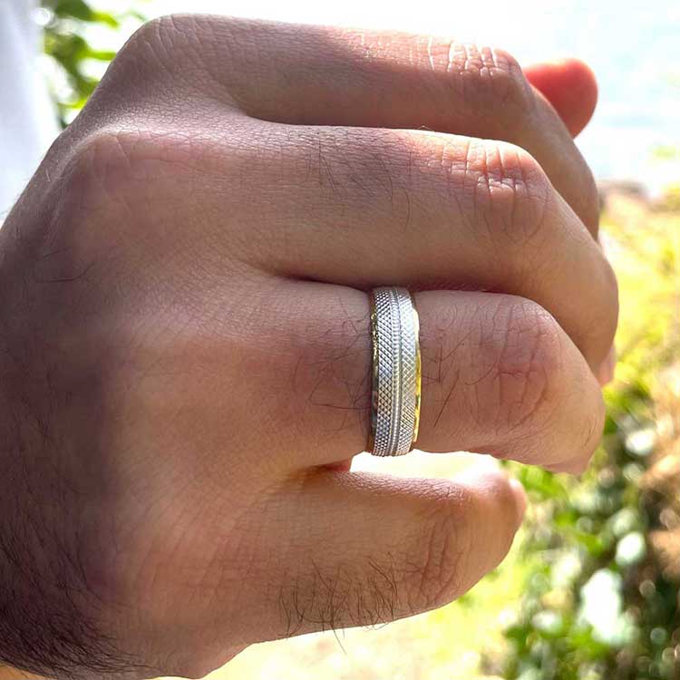 Carved wedding ring 6044