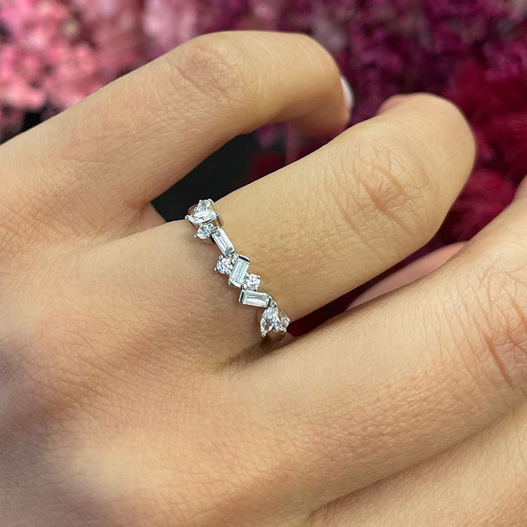 Round and Baguette Diamond Band